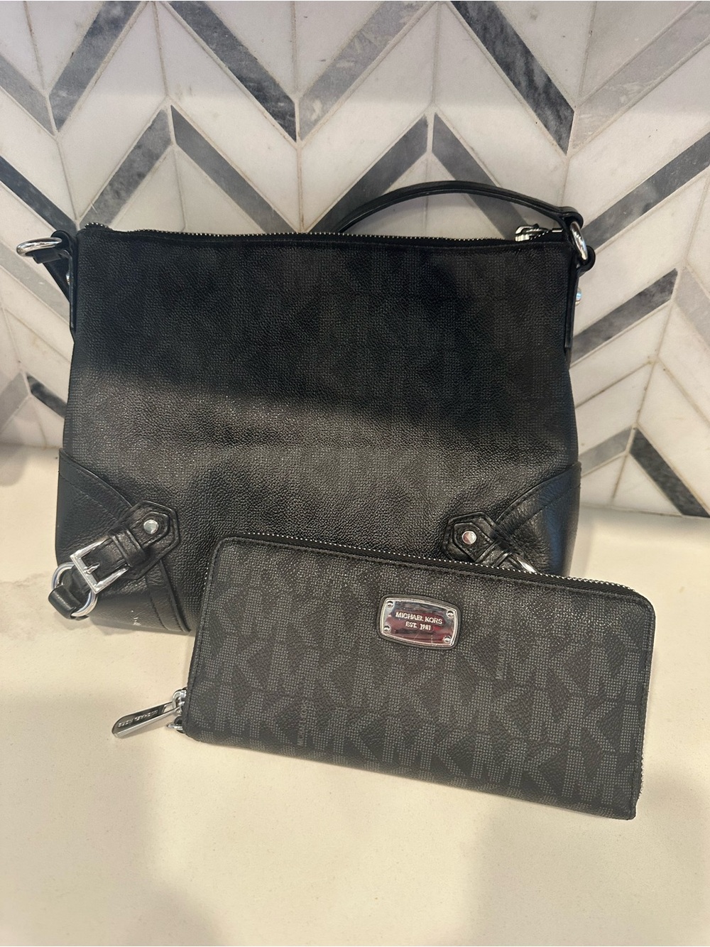 Michael Kors Black Signature Crossbody Shoulder Bag with Matching Wallet